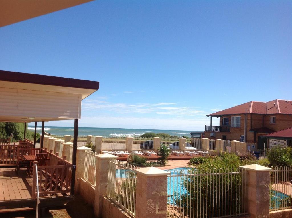 Seaspray Beach Holiday Park Dongara Room photo