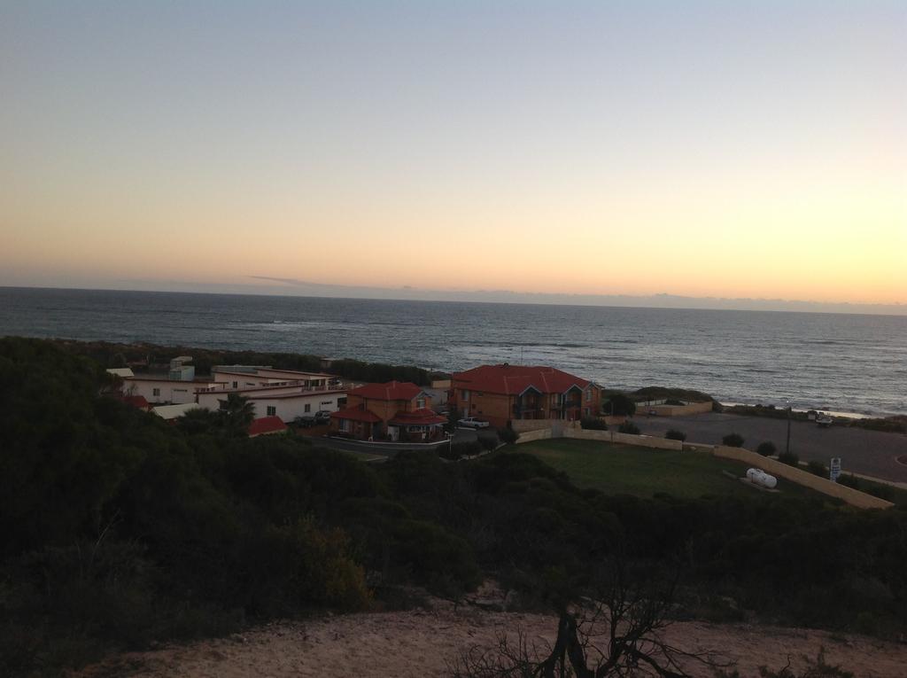 Seaspray Beach Holiday Park Dongara Exterior photo