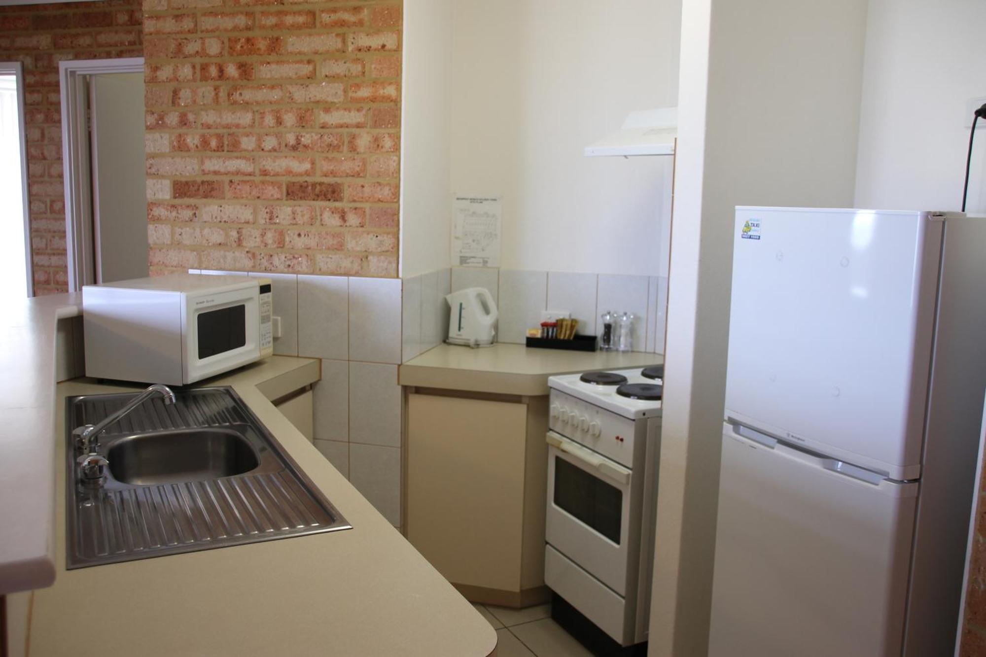 Seaspray Beach Holiday Park Dongara Exterior photo